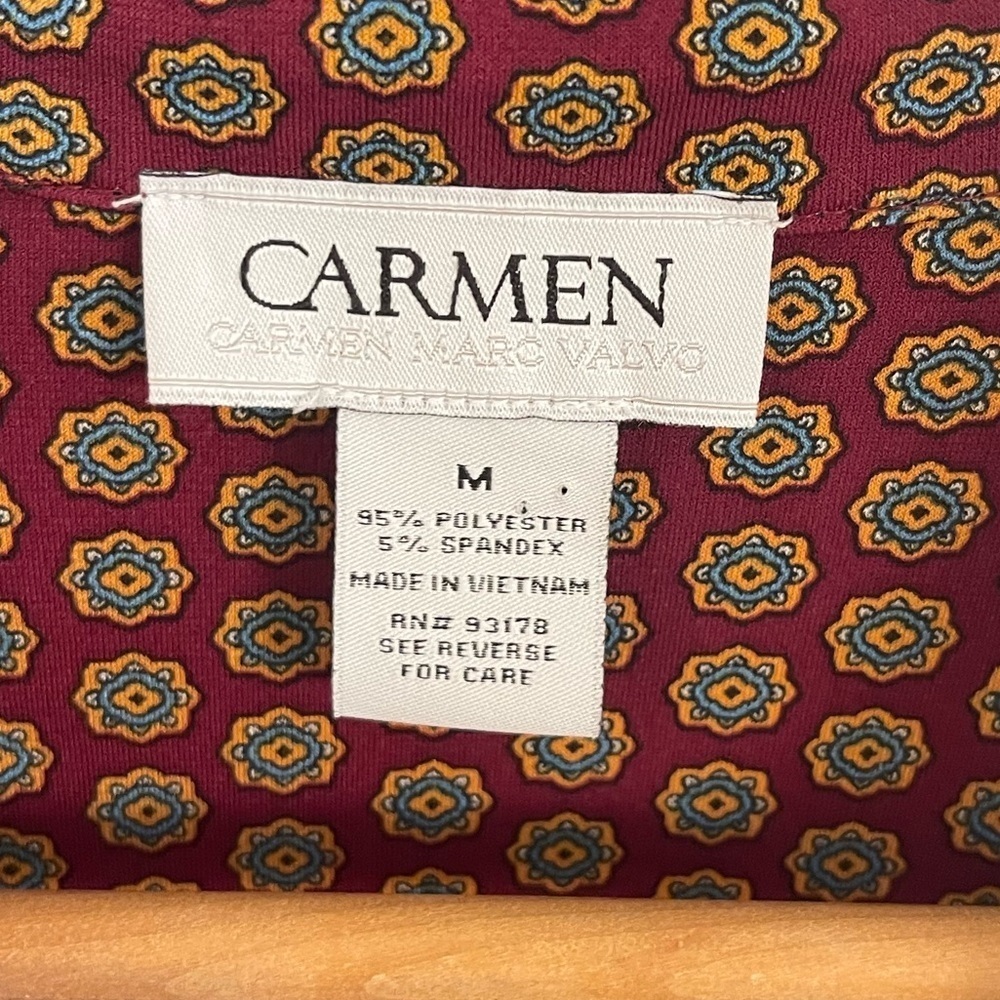 Women’s Carmen Marc Valvo brick red medallion button collar blouse Medium - Picture 3 of 3